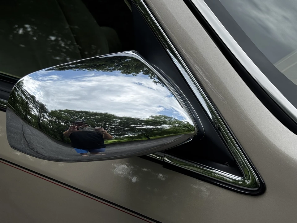 1993 Chrysler Imperial - Image 24 of 31