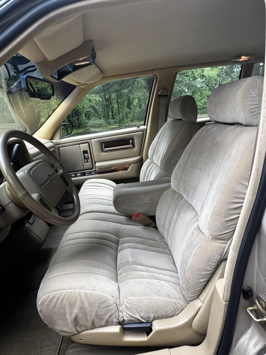 1993 Chrysler Imperial - Image 26 of 31