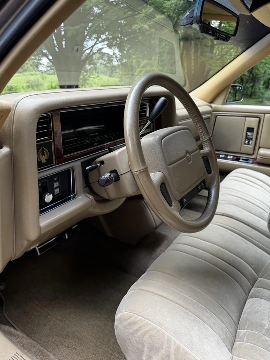 1993 Chrysler Imperial - Image 31 of 31