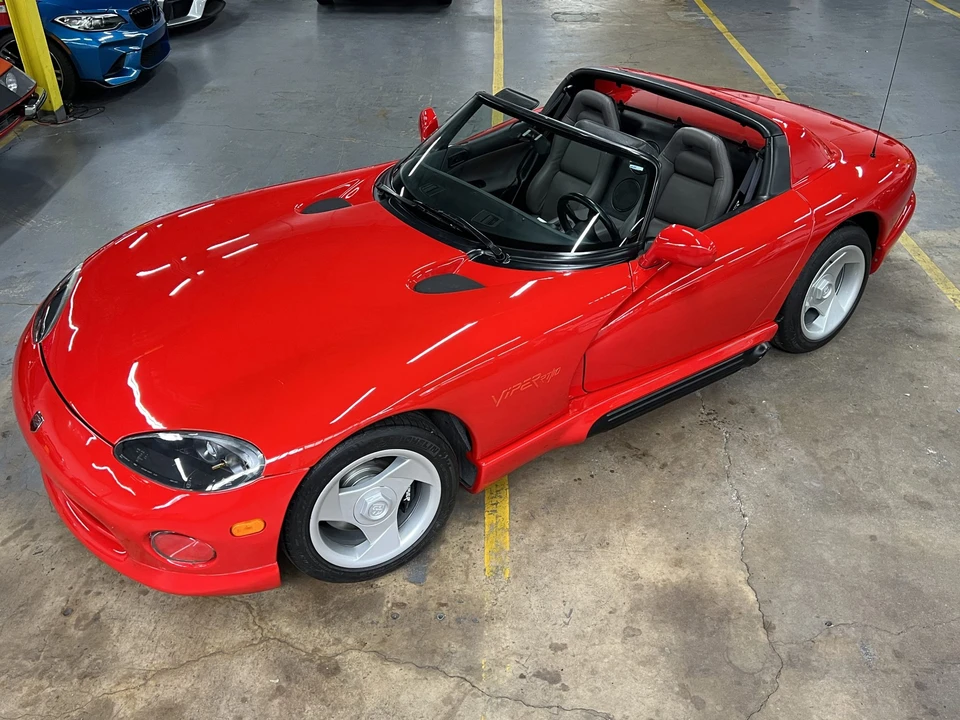 1993 Dodge Viper 1st Gen - Image 2 of 31