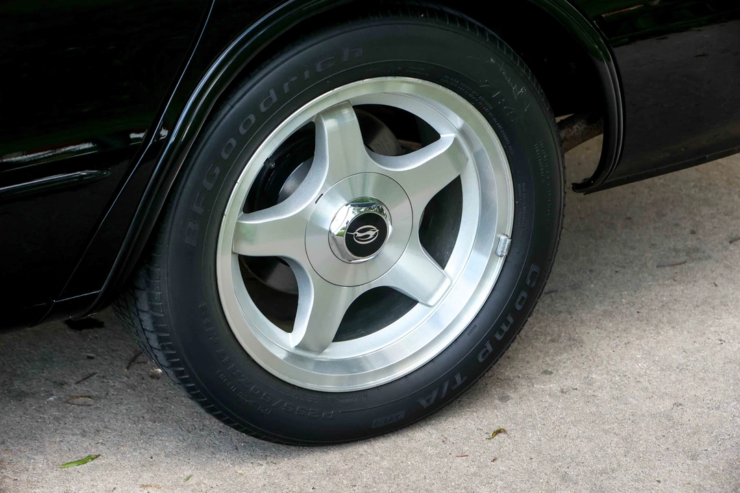 1994 Chevrolet Impala 7th Gen - Image 18 of 31
