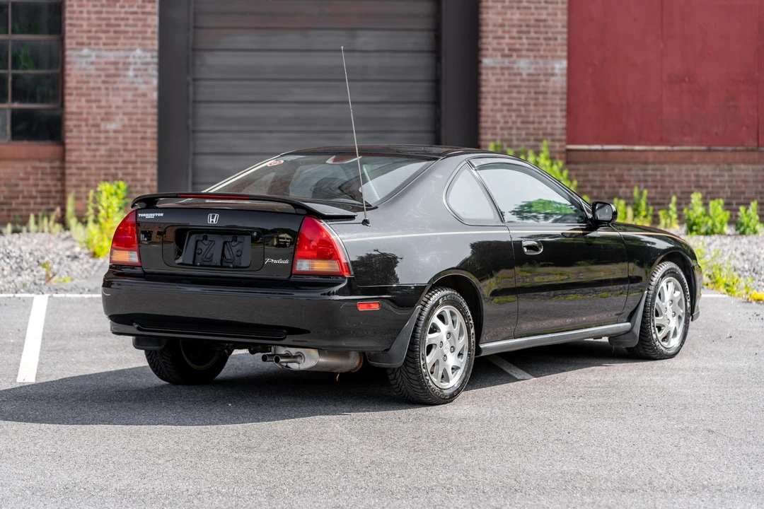 1994 Honda Prelude 4th Gen - Image 15 of 31