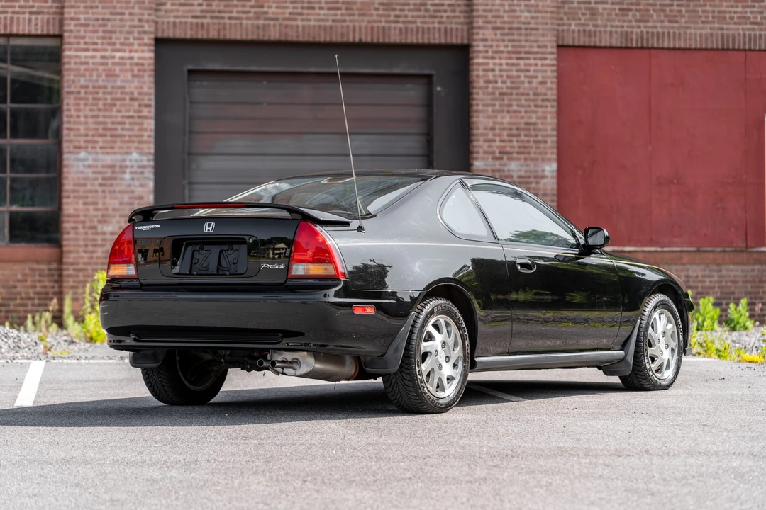 1994 Honda Prelude 4th Gen - Image 14 of 31