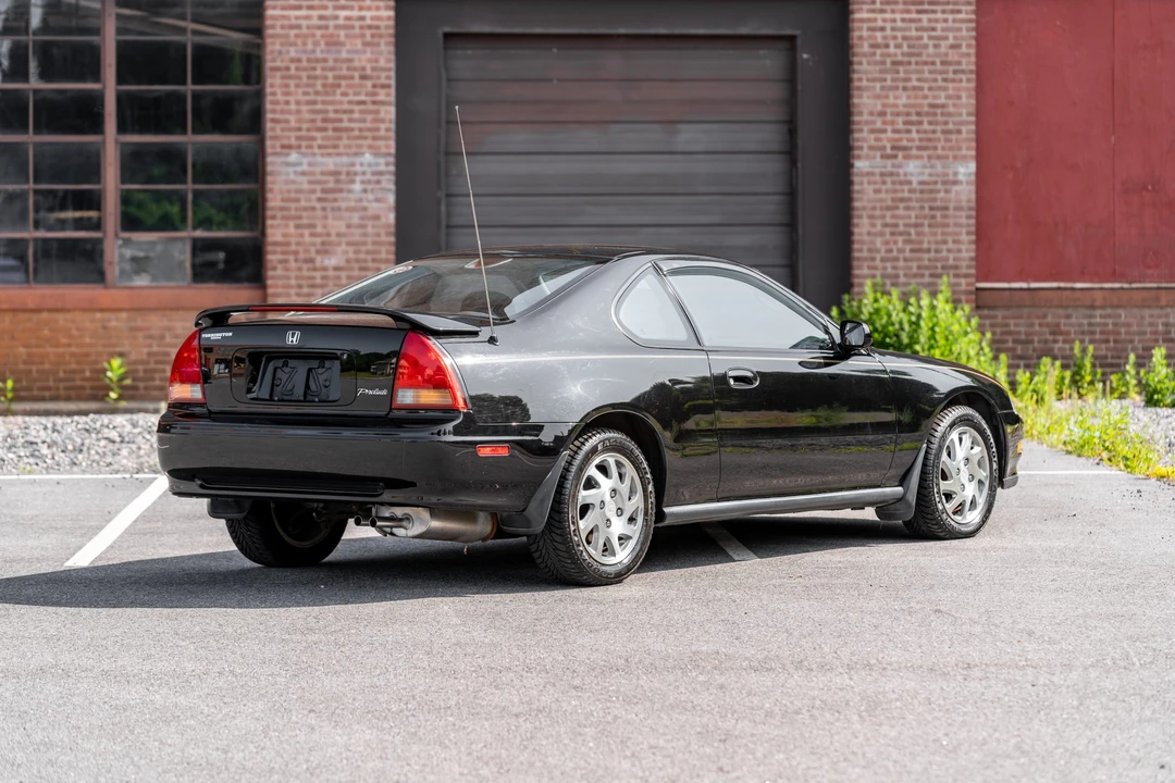 1994 Honda Prelude 4th Gen - Image 13 of 31