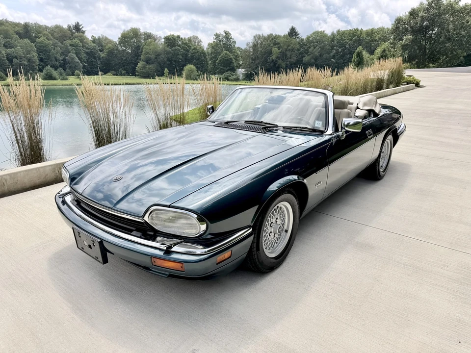 1994 Jaguar XJS Convertible - Image 2 of 31