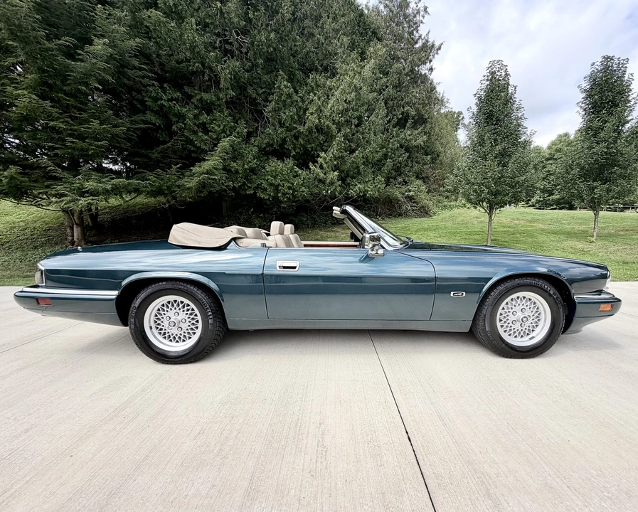 1994 Jaguar XJS Convertible - Image 23 of 31