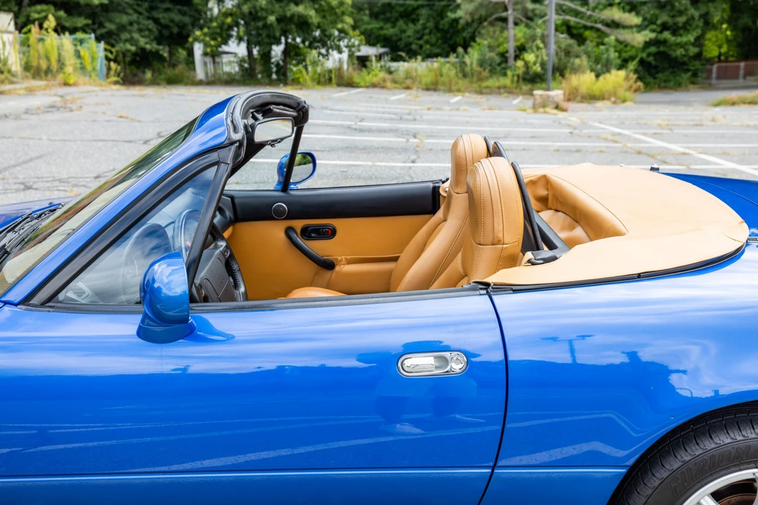 1994 Mazda NA MX-5 Miata - Image 16 of 31