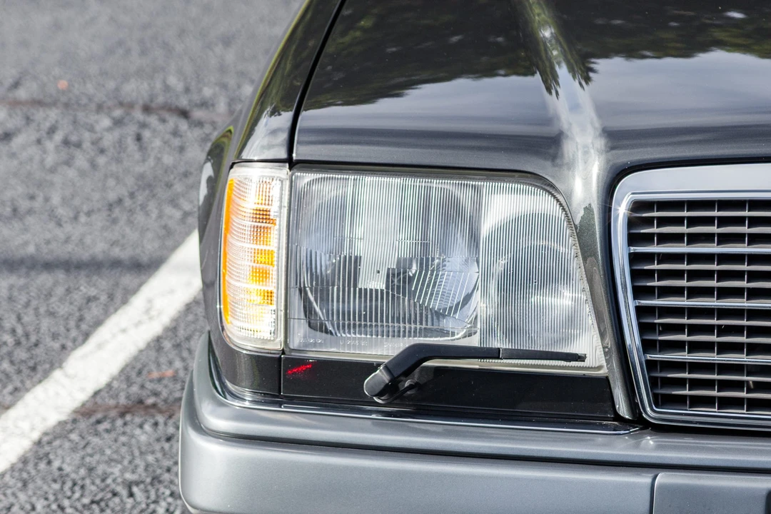 1994 Mercedes-Benz W124 E-Class - Image 20 of 31