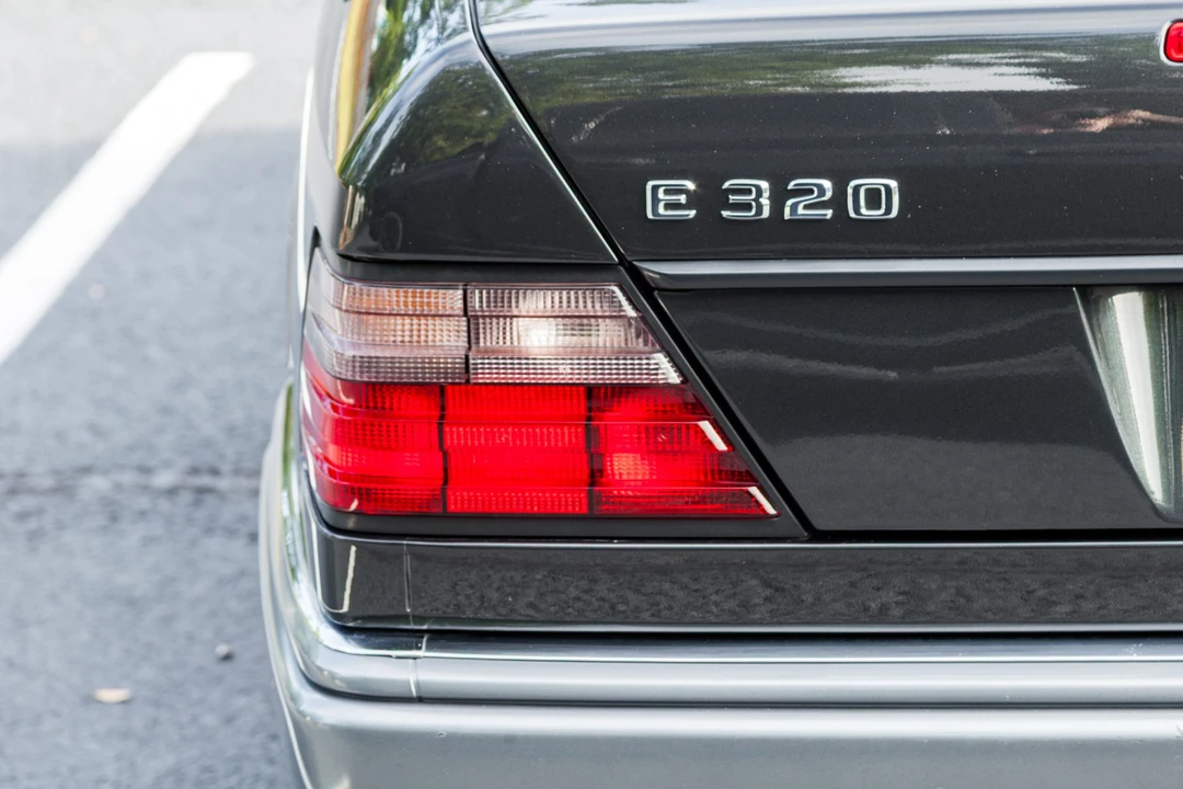 1994 Mercedes-Benz W124 E-Class - Image 22 of 31