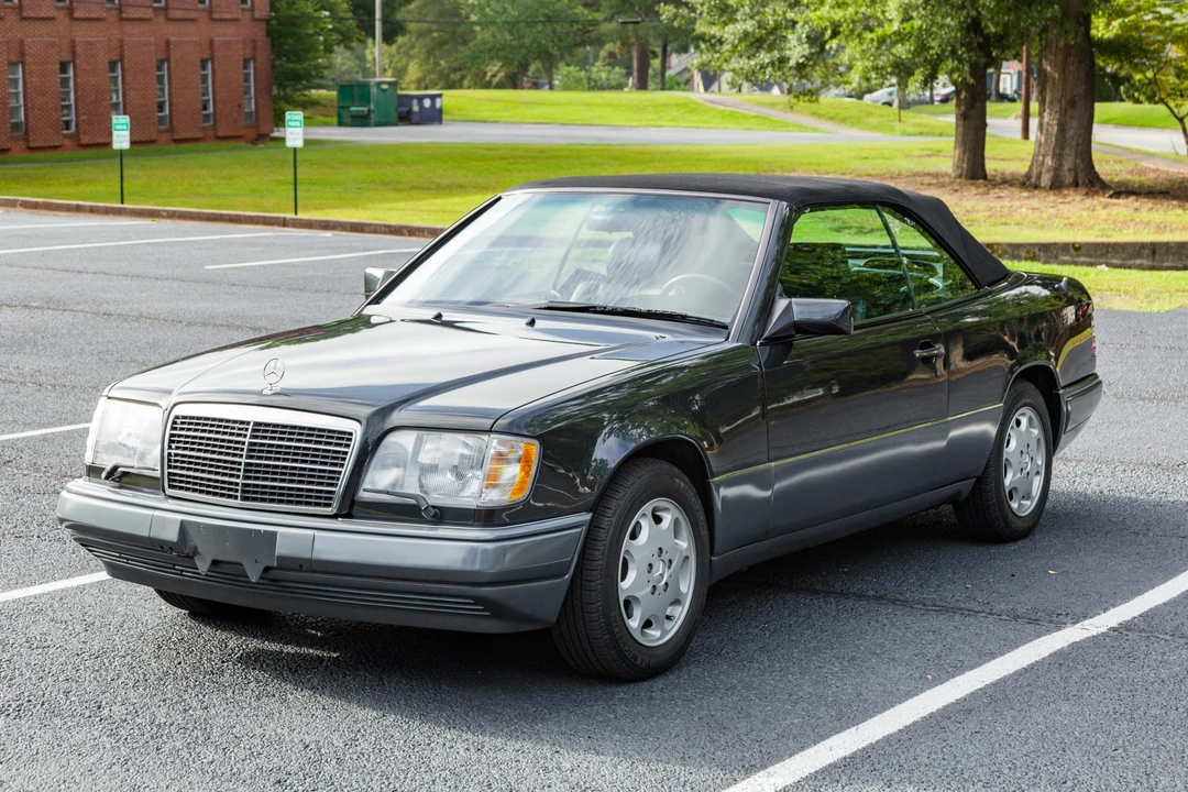 1994 Mercedes-Benz W124 E-Class - Image 11 of 31