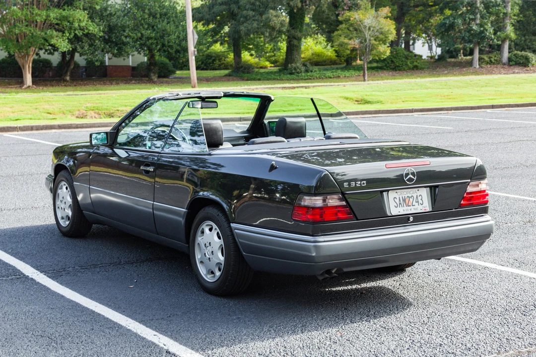1994 Mercedes-Benz W124 E-Class - Image 5 of 31