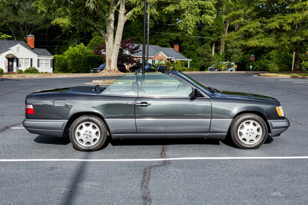 1994 Mercedes-Benz W124 E-Class - Image 8 of 31