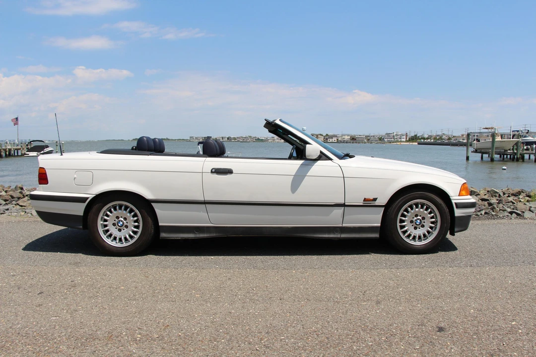 1995 BMW E36 3 Series - Image 3 of 31