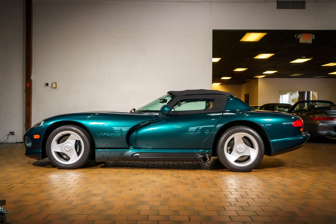 1995 Dodge Viper 1st Gen - Image 23 of 31