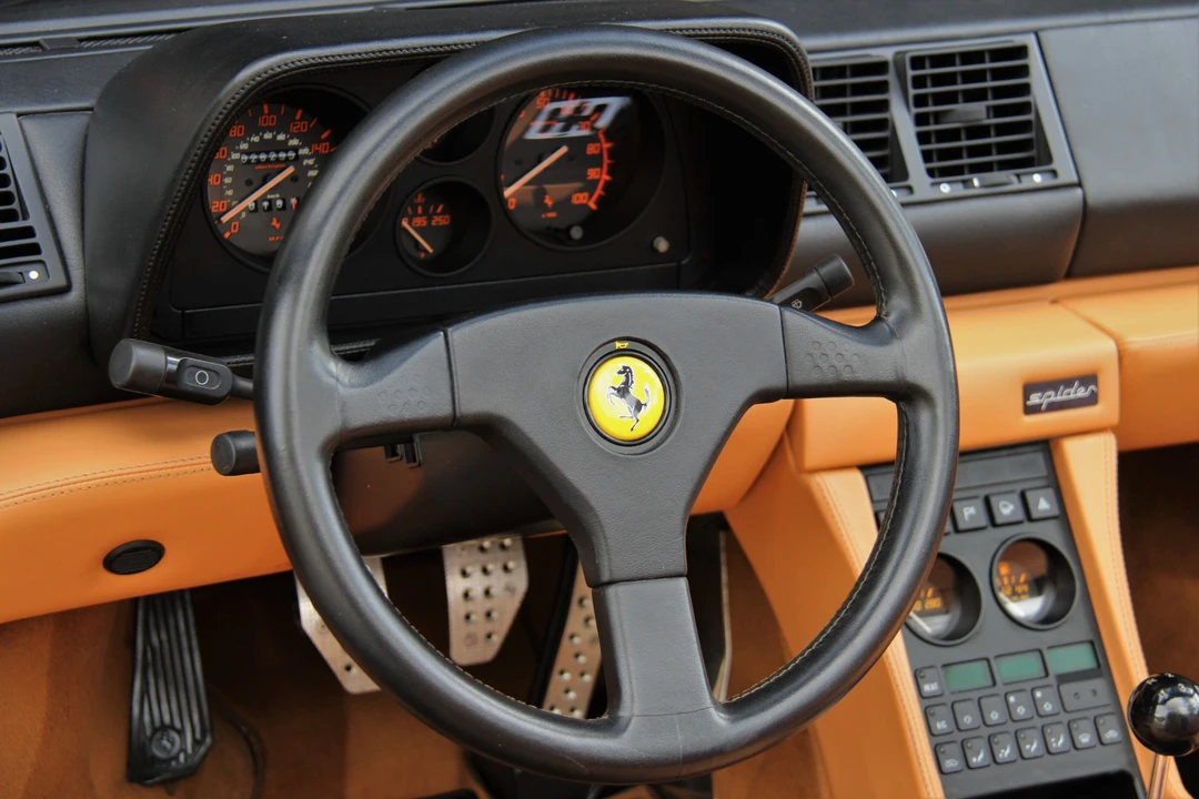 1995 Ferrari 348 Spider - Image 19 of 31