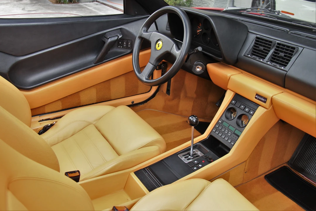 1995 Ferrari 348 Spider - Image 26 of 31