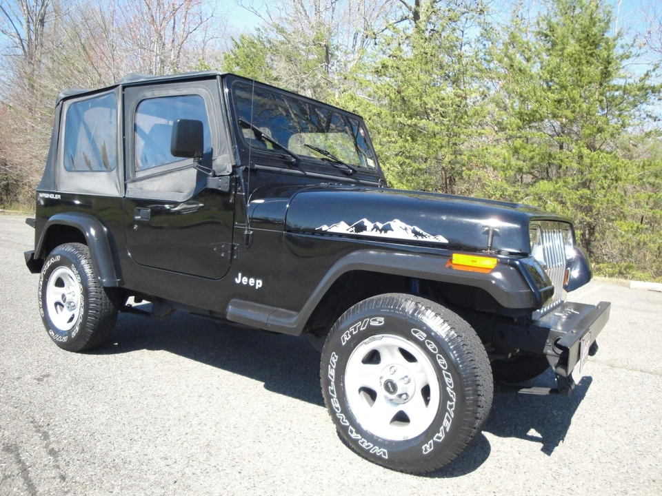 1995 Jeep YJ Wrangler - Image 12 of 31