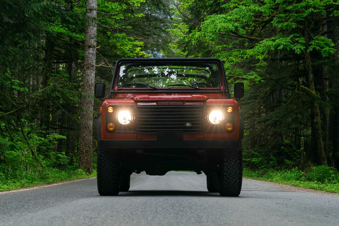 1995 Land Rover Defender 90 - Image 8 of 31