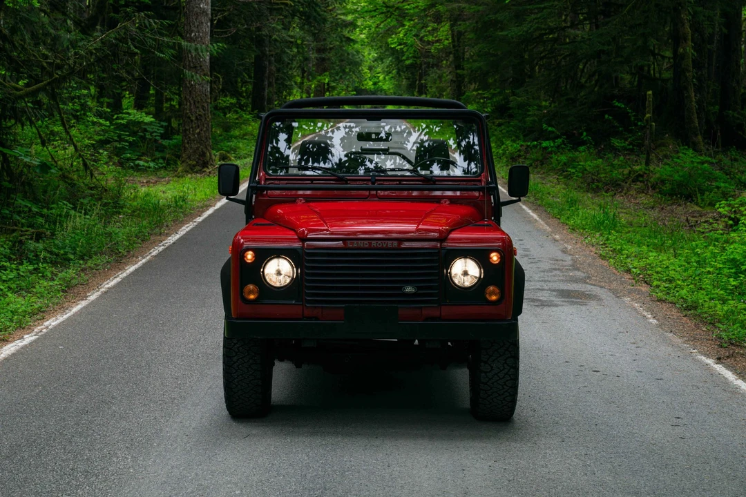 1995 Land Rover Defender 90 - Image 6 of 31