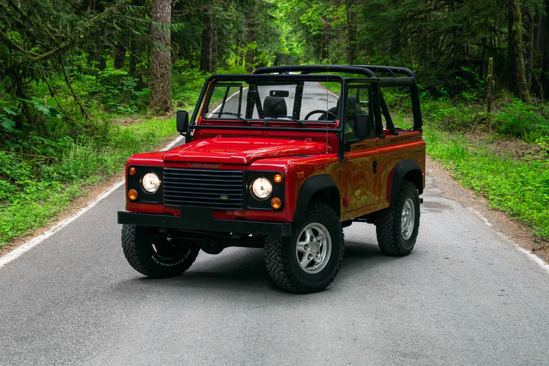 1995 Land Rover Defender 90 - Image 10 of 31