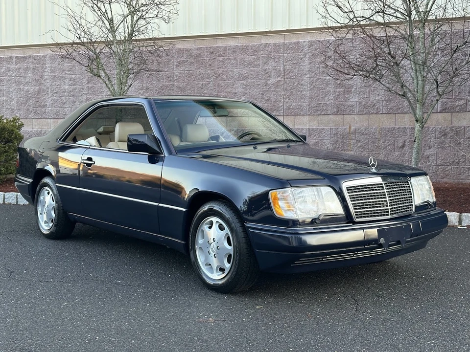 1995 Mercedes-Benz W124 E-Class - Image 8 of 31