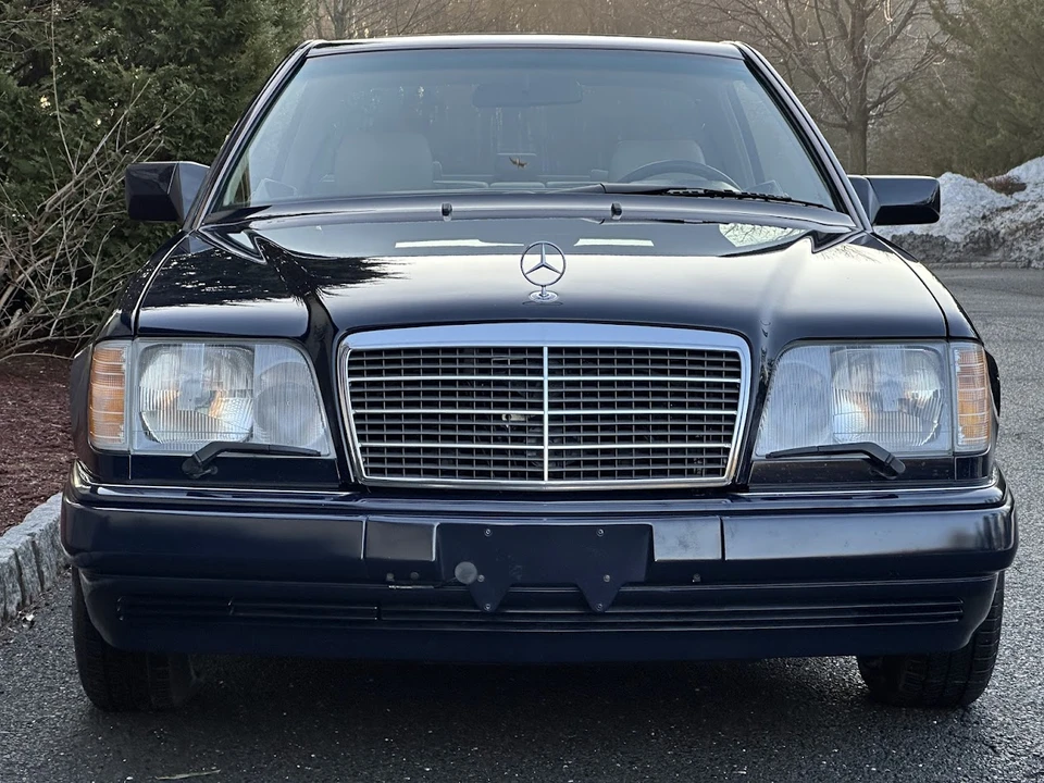 1995 Mercedes-Benz W124 E-Class - Image 6 of 31