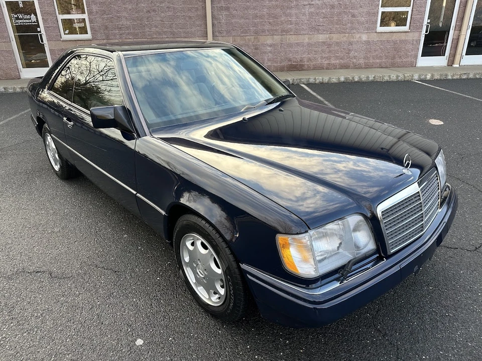 1995 Mercedes-Benz W124 E-Class - Image 29 of 31