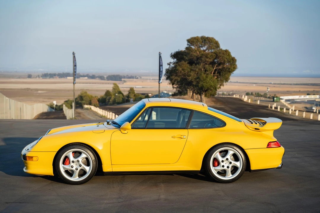1996 Porsche 993 Carrera 4S - Image 10 of 31