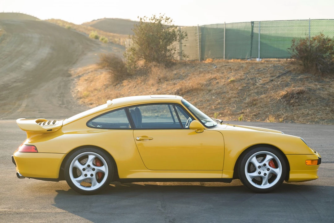 1996 Porsche 993 Carrera 4S - Image 2 of 31
