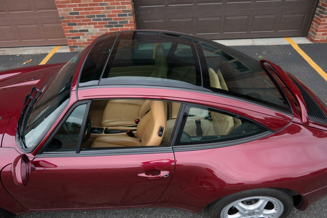 1996 Porsche 993 Carrera - Image 24 of 31