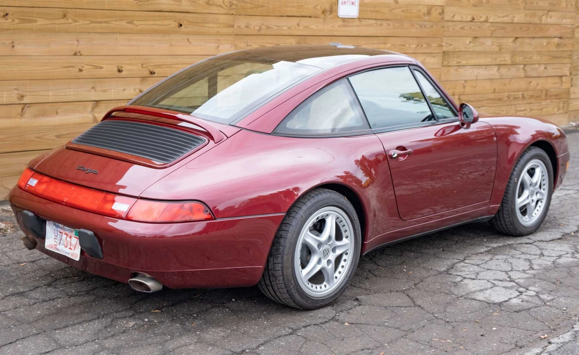 1996 Porsche 993 Carrera - Image 13 of 31