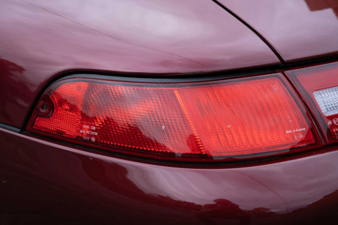 1996 Porsche 993 Carrera - Image 29 of 31