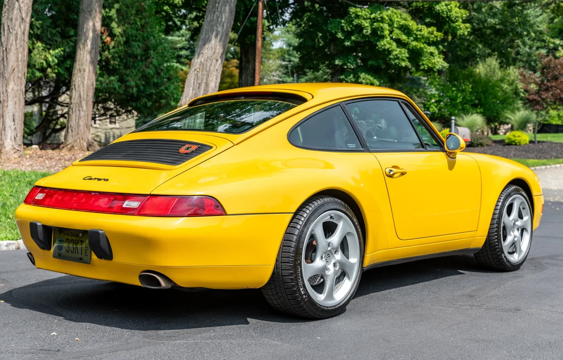 1996 Porsche 993 Carrera - Image 10 of 31