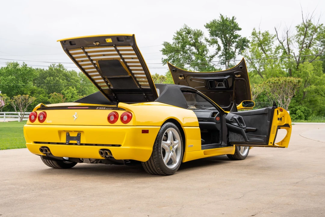 1997 Ferrari F355 Spider - Image 26 of 31
