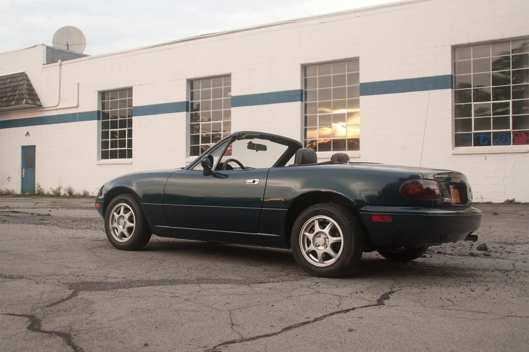 1997 Mazda NA MX-5 Miata - Image 3 of 31