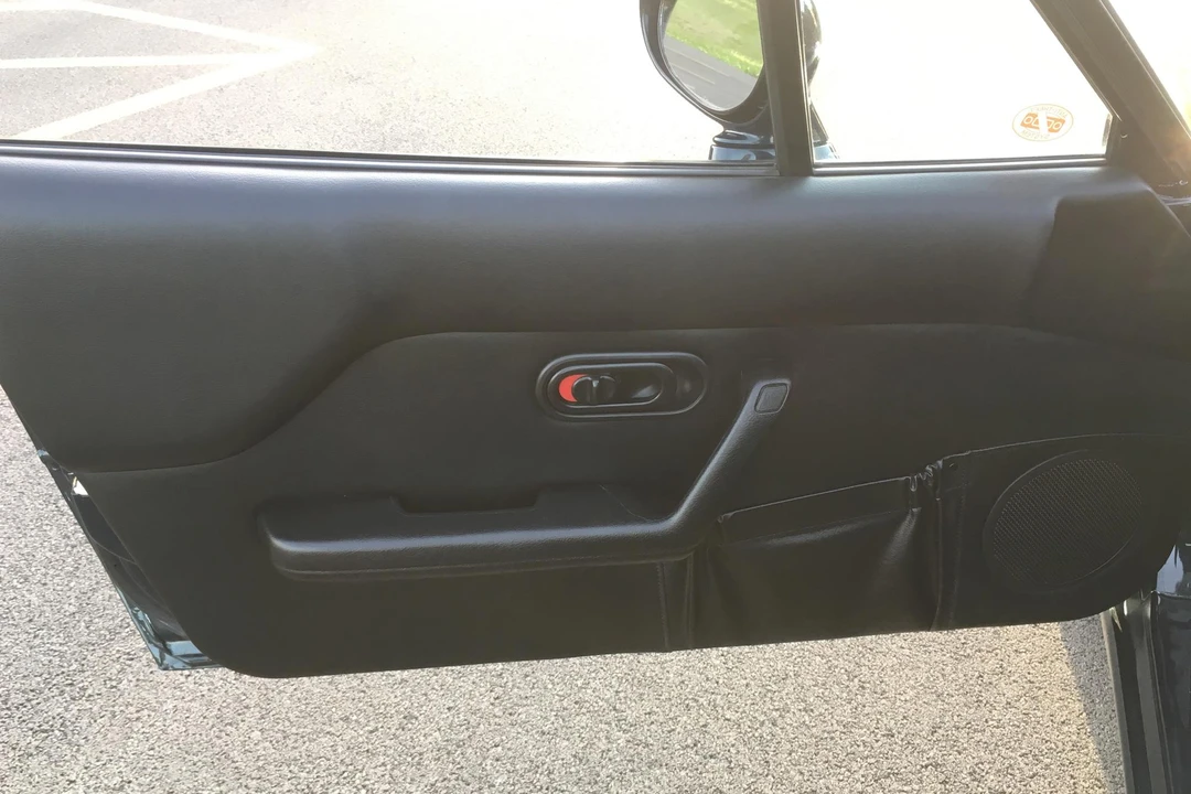 1997 Mazda NA MX-5 Miata - Image 29 of 31