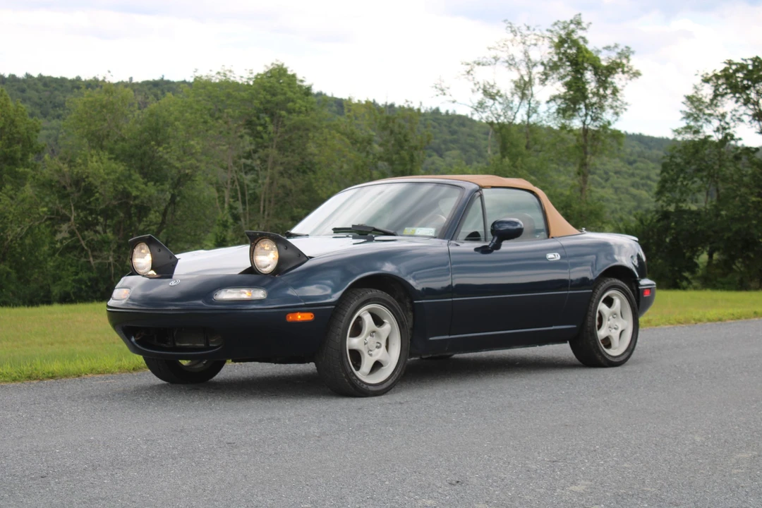 1997 Mazda NA MX-5 Miata - Image 9 of 31