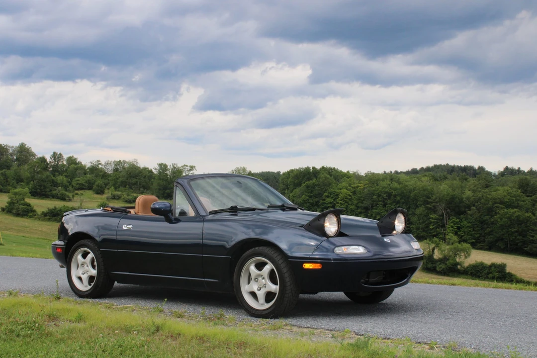 1997 Mazda NA MX-5 Miata - Image 6 of 31