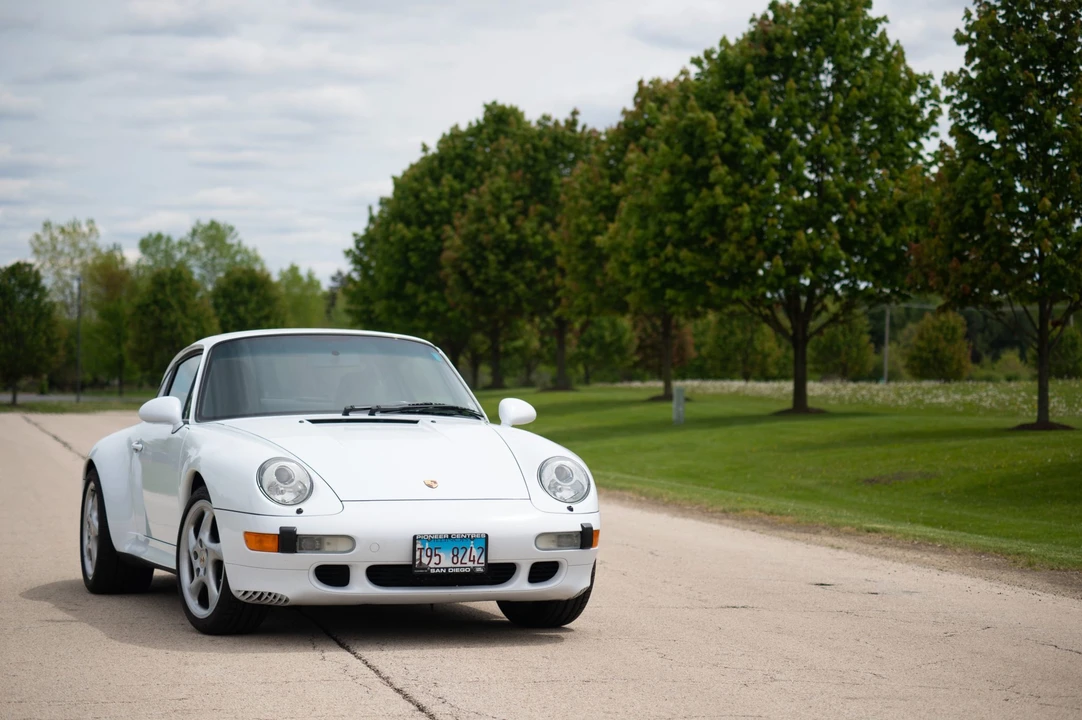 1997 Porsche 993 Carrera - Image 28 of 31