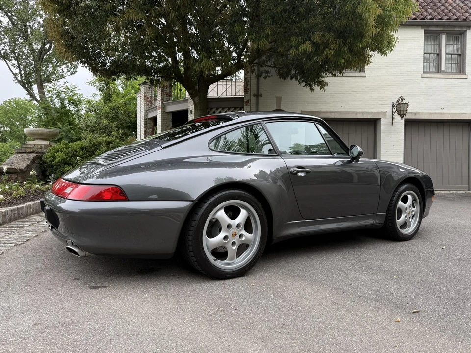 1998 Porsche 993 Carrera - Image 9 of 31