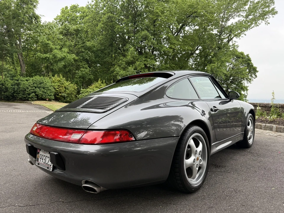 1998 Porsche 993 Carrera - Image 12 of 31