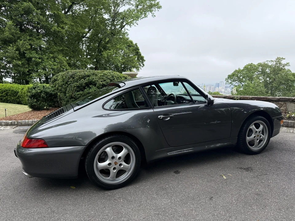 1998 Porsche 993 Carrera - Image 8 of 31