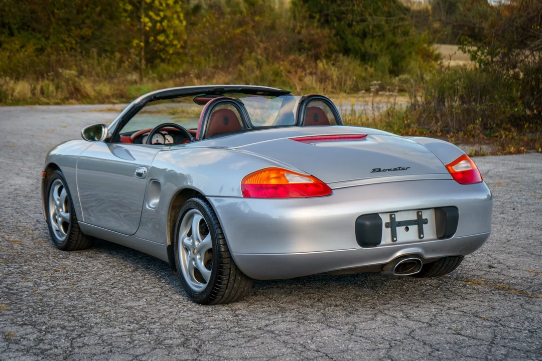 1998 Porsche 986 Boxster - Image 10 of 31