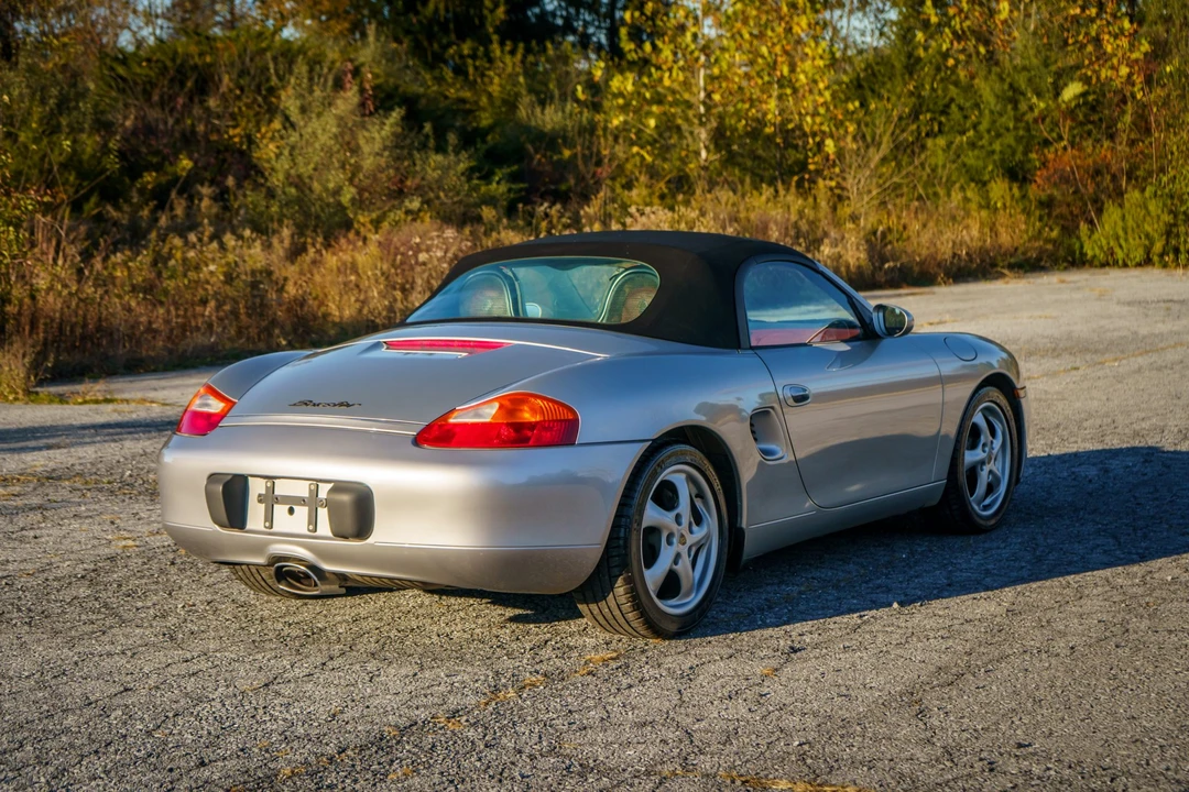 1998 Porsche 986 Boxster - Image 23 of 31