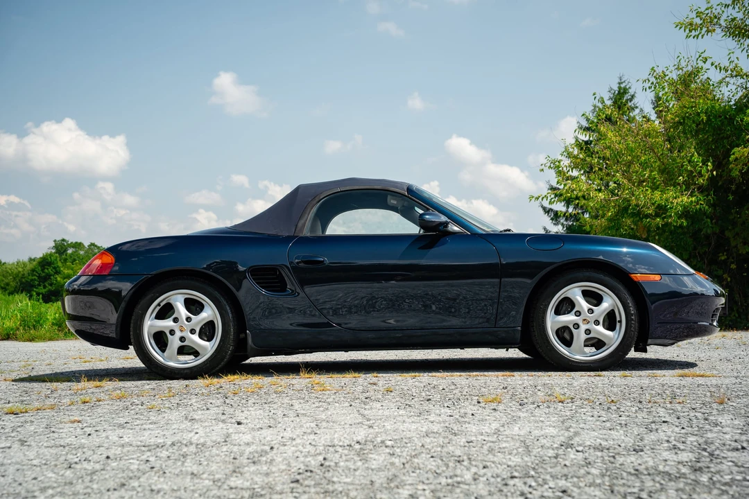 1998 Porsche 986 Boxster - Image 24 of 31