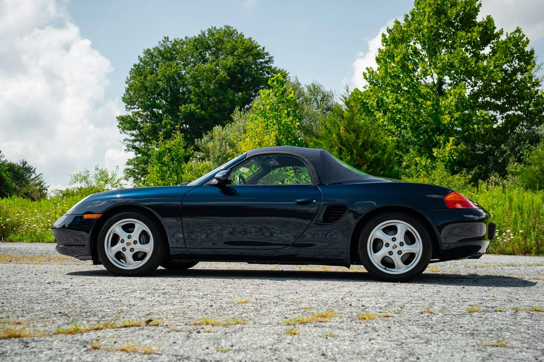 1998 Porsche 986 Boxster - Image 9 of 31