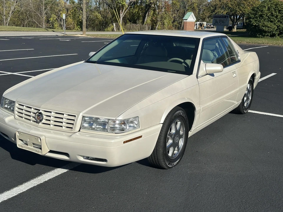 1999 Cadillac Eldorado 12th Gen - Image 13 of 31