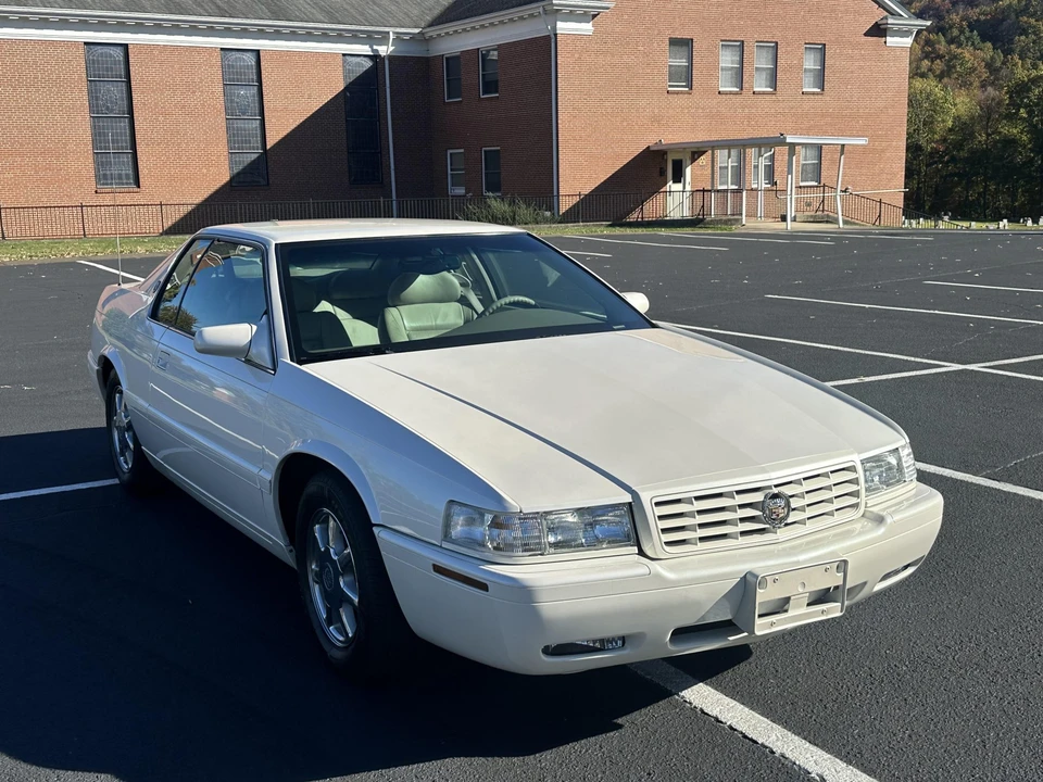 1999 Cadillac Eldorado 12th Gen - Image 11 of 31