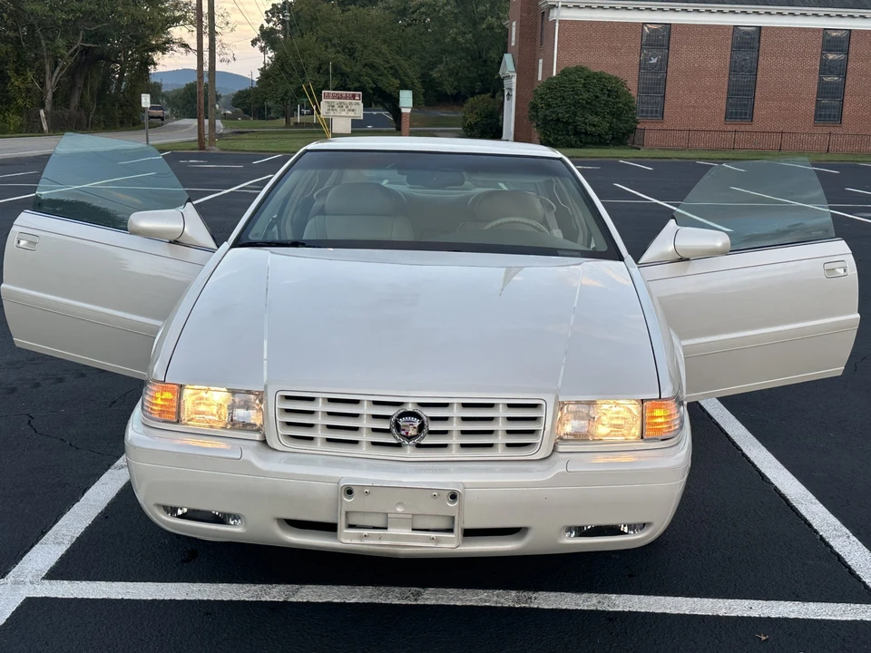 1999 Cadillac Eldorado 12th Gen - Image 26 of 31