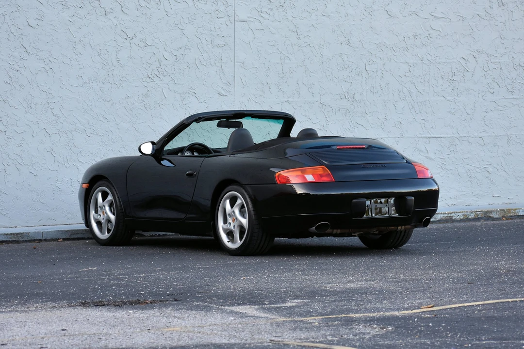 1999 Porsche 996 Carrera - Image 25 of 31